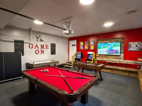 Rustic Poconos Ranch w Game Room